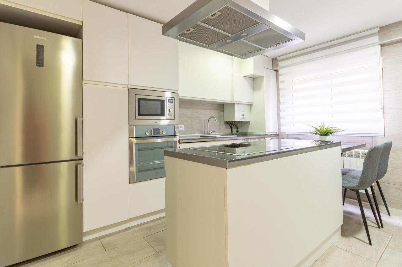 Ah King Size Apartment Vut5461As Овьедо Экстерьер фото
